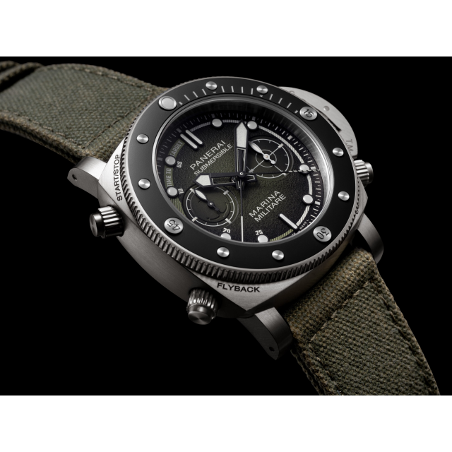 PANERAI Submersible Chrono Marina Militare Experience Edition PAM01699 Detail 2