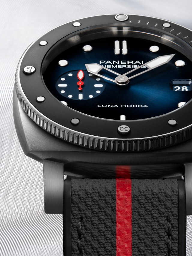 PANERAI Submersible潜行系列Luna Rossa腕表 PAM01565 Detail 