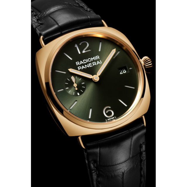 PANERAI Radiomir镭得米尔Quaranta黄金腕表 PAM01437 Detail 1