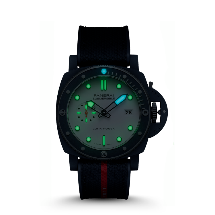PANERAI Submersible潜行系列QuarantaQuattro Luna Rossa Ti-Ceramitech™腕表 PAM01543
