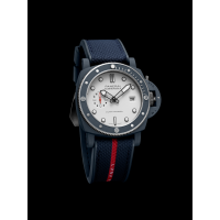 PANERAI Submersible潜行系列QuarantaQuattro Luna Rossa Ti-Ceramitech™腕表 PAM01543 Detail 3